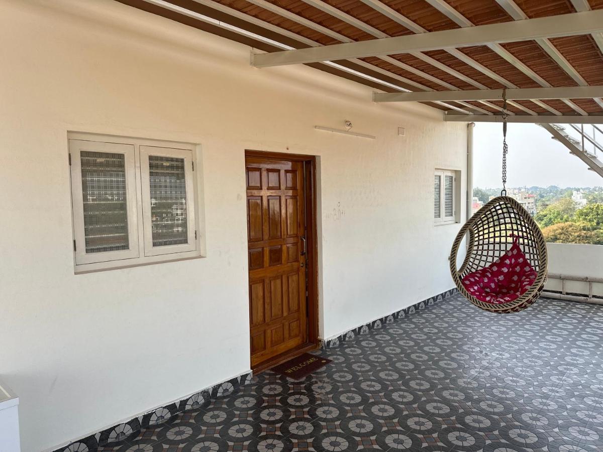 Deeya Guest House - A Luxury Home Stay Mysore Exterior photo