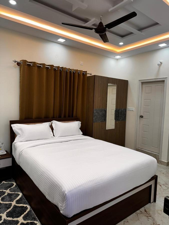 Deeya Guest House - A Luxury Home Stay Mysore Exterior photo