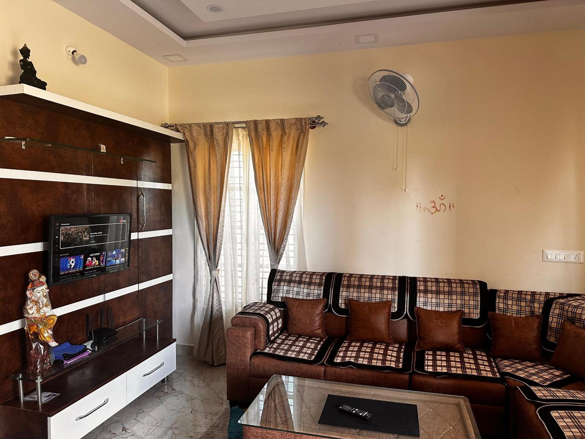 Deeya Guest House - A Luxury Home Stay Mysore Exterior photo
